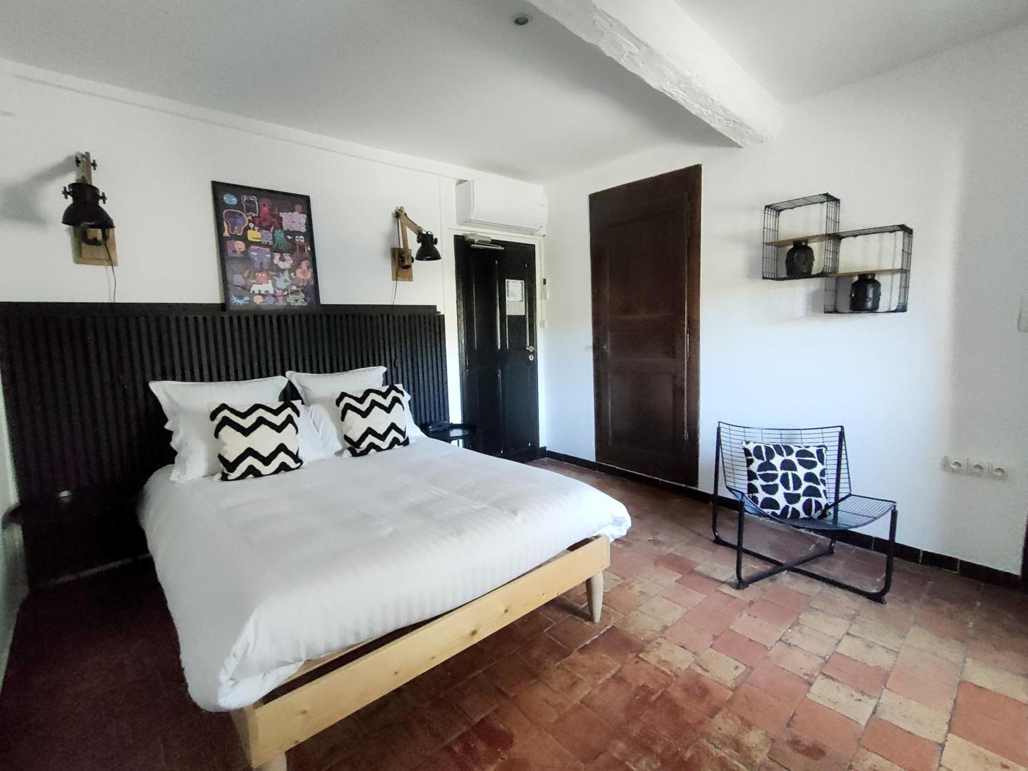 Hotel Restaurant L'Art Des Mets By Cote Jardin Conilhac-Corbieres Ngoại thất bức ảnh