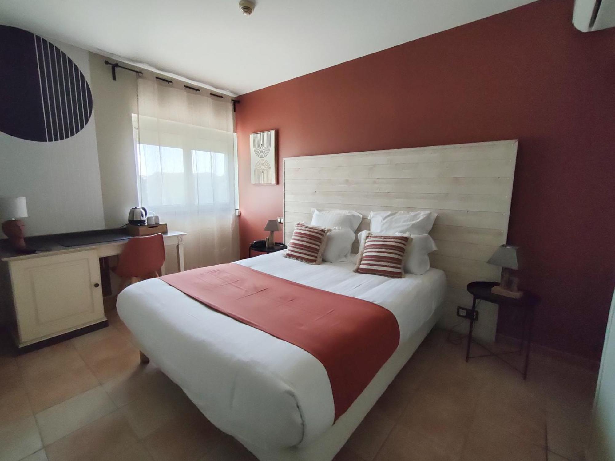 Hotel Restaurant L'Art Des Mets By Cote Jardin Conilhac-Corbieres Ngoại thất bức ảnh